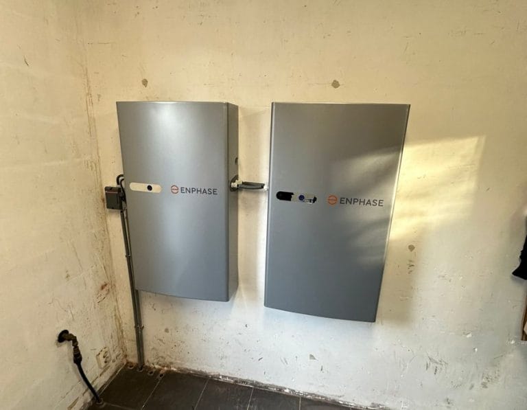 ar-thuisbatterij-wand